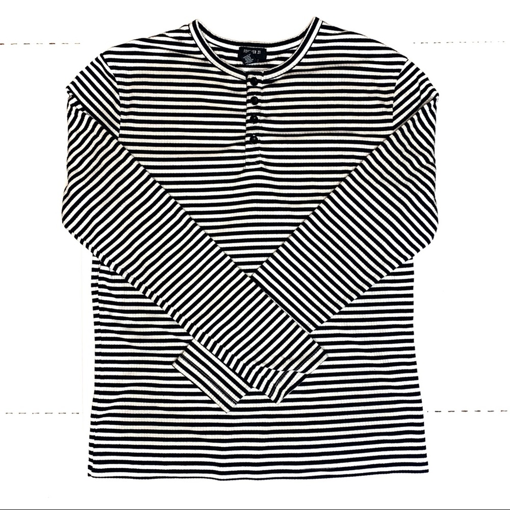 🔘🟡🟣21 Men Black/White Striped Long Sleeve Top